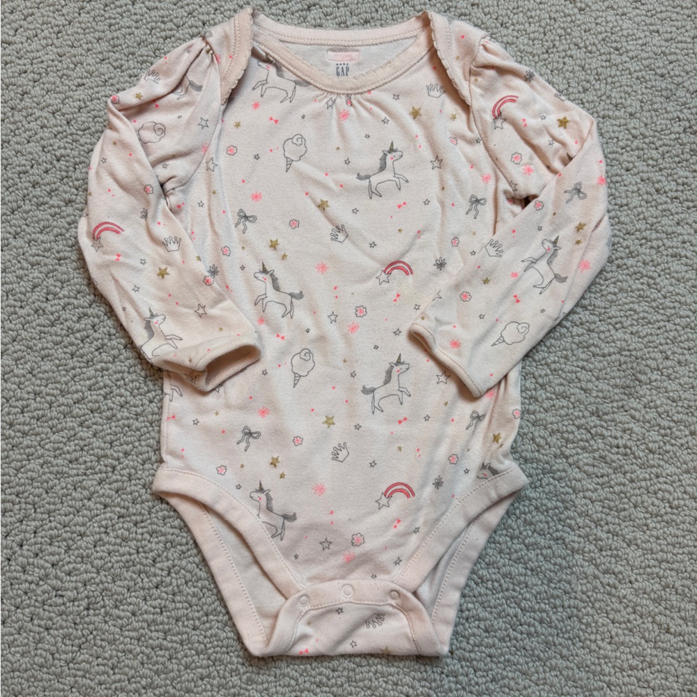 GAP Unicorn Rainbow Onesie 18-24 months